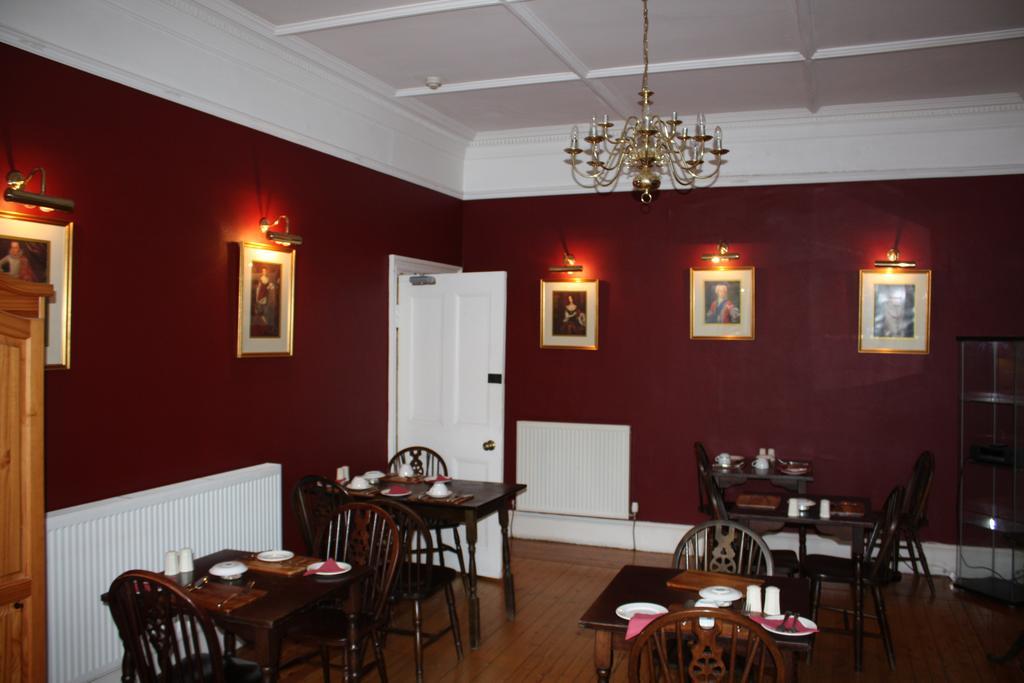 Aonach Mor Apartment เอดินบะระ ภายนอก รูปภาพ